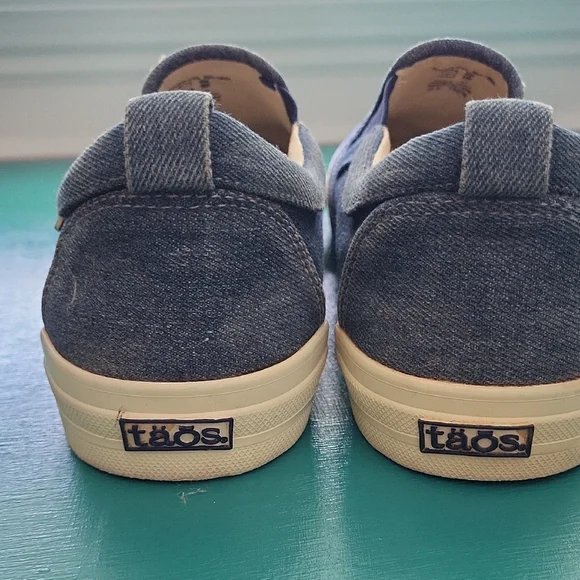 Taos Footwear - Rubber Soul Slip-On Sneaker - Denim Blue - 9M - Picture 3 of 7